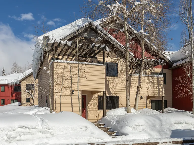 3450 Sunburst Ct — Photo 32