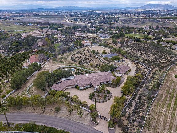 3rd image of 40821 Parado Del Sol Dr