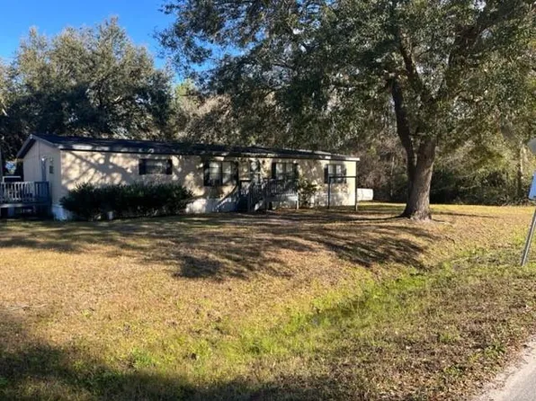 102 Juliette Cir, Brunswick, GA 31525