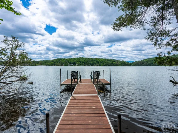 163 Riverside Dr, Saranac Lake, NY 12983