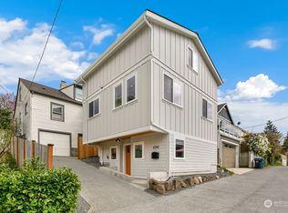 4745 University View Pl NE, Seattle, WA 98105