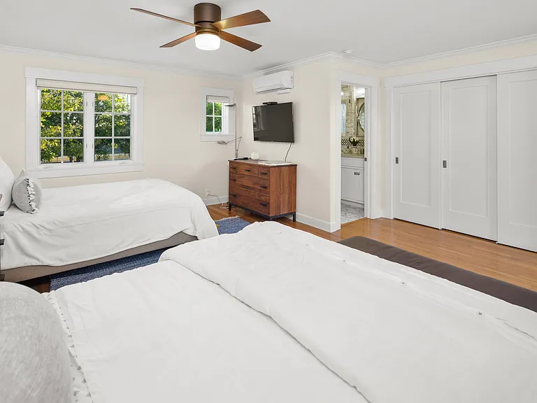 830 J Ave — Photo 44
