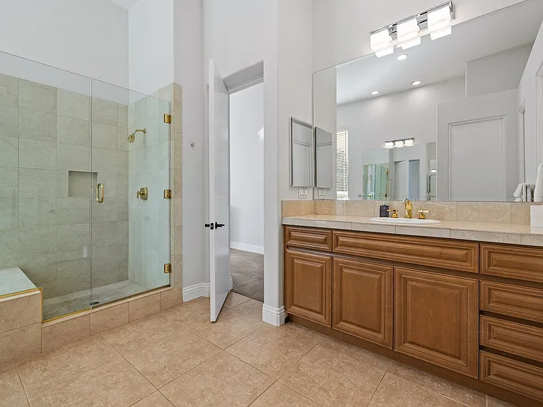 81045 Legends Way — Photo 26