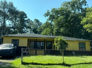 2701 S Faure Dr, Mobile, AL 36605
