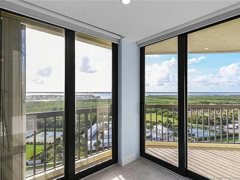 9550 S Ocean Dr #1610 — Photo 41