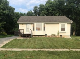 1807 E 27th St, Des Moines, IA 50317