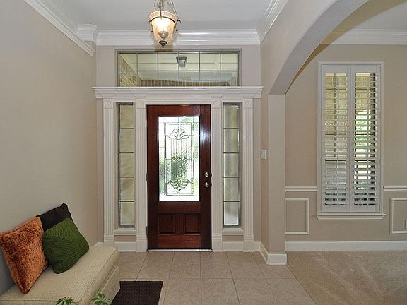 5th image of 9210 Indian Lodge Ln
