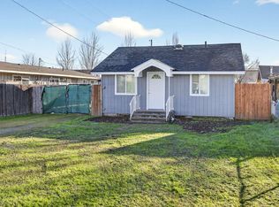 620 Berrydale Ave, Medford, OR 97501