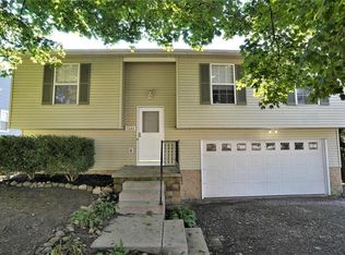 1844 Cramer Ave, Akron, OH 44312