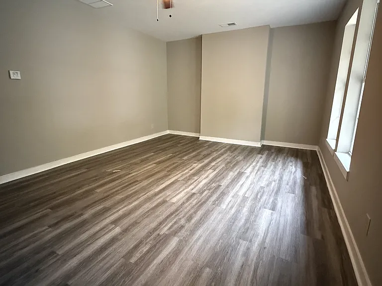 226 Highland St — Photo 2