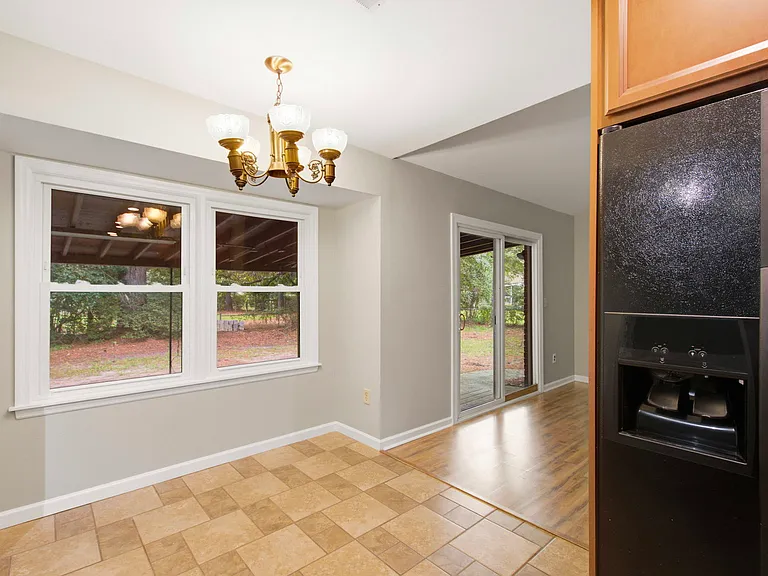 2067 Dogwood Rd — Photo 13