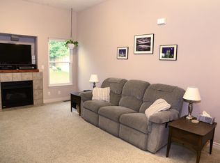 3341 S Brunswick Ave, Springfield, MO 65809