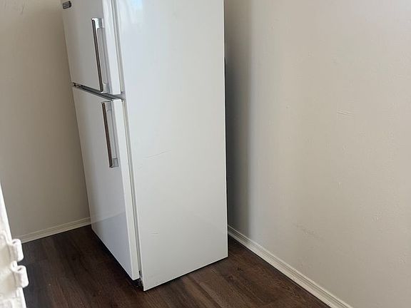 5th image of 1505 Main St APT 1