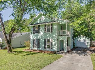 555 Castle Hall Rd, Mount Pleasant, SC 29464