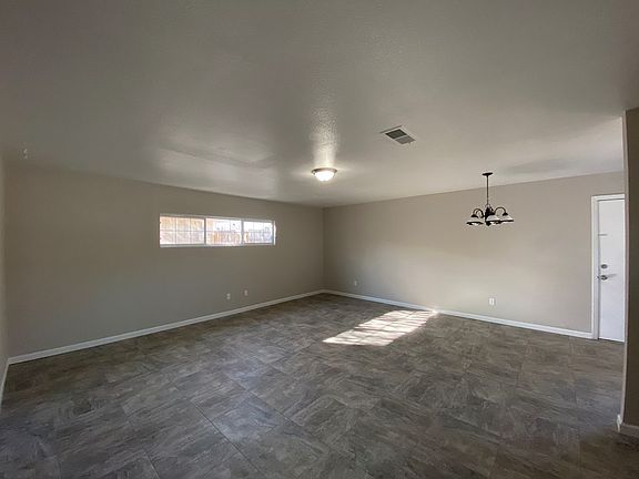 4th image of 1320 W 19th St
