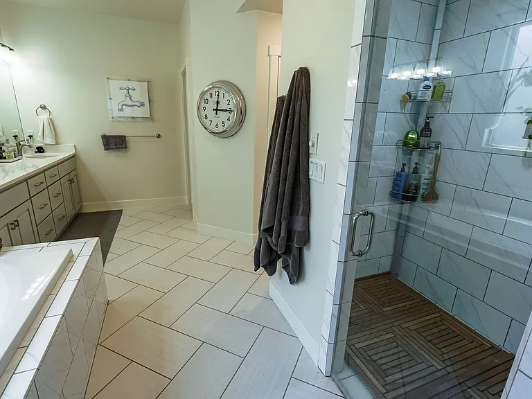 1359 W Shinnecock Cir — Photo 25
