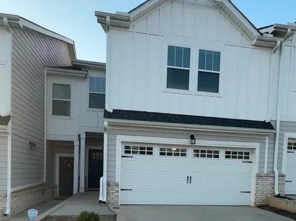 52 Galley Ln, Greenville, SC 29607