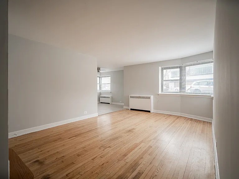 Living Room 7347-G