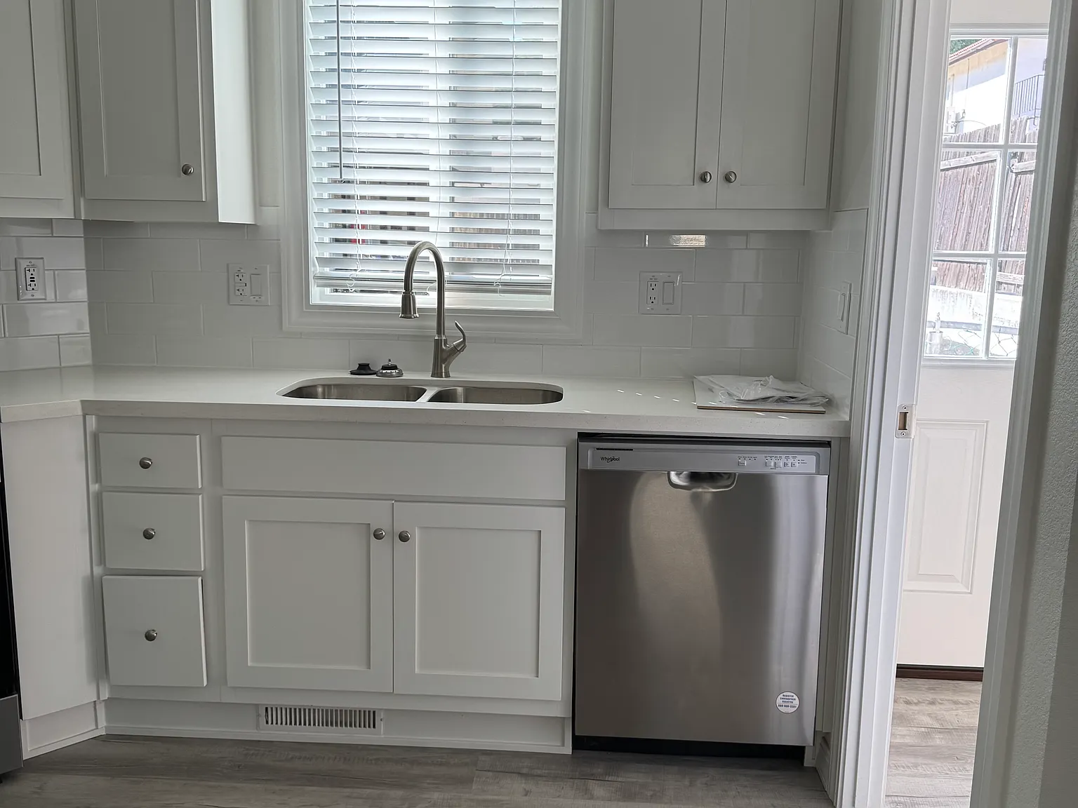 5435 Palma Ave — Photo 1