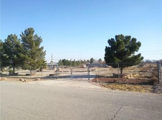 640 Rosa Azul Dr, Socorro, TX 79927