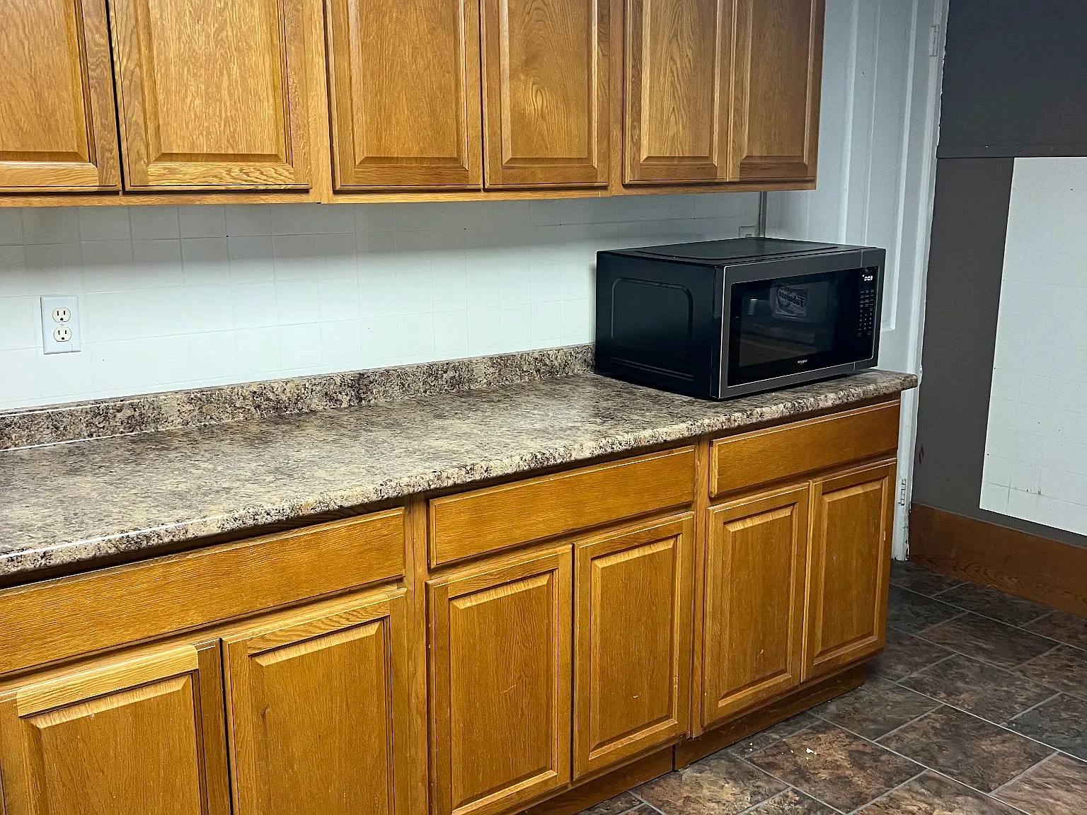 3 bed, 1350 sqft, $1,300 — Photo 3