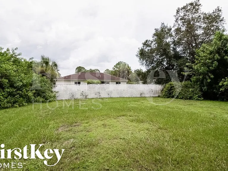 4220 S Cranberry Blvd — Photo 14