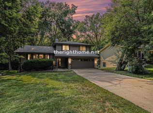 11736 Quail Dr, Bellevue, NE 68123