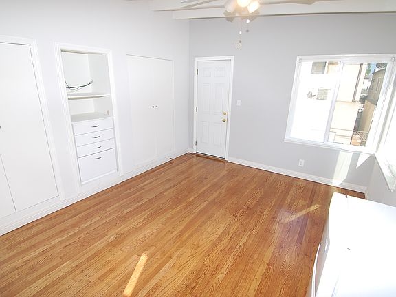 4th image of 246 La Verne Ave #C