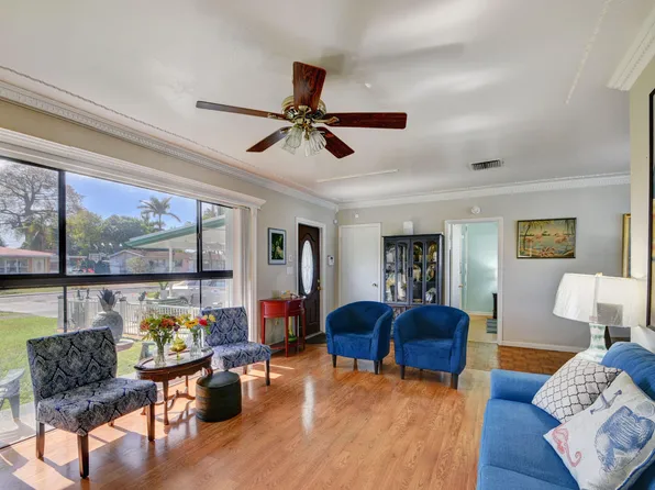 324 E Lake Road, Palm Springs, FL 33461
