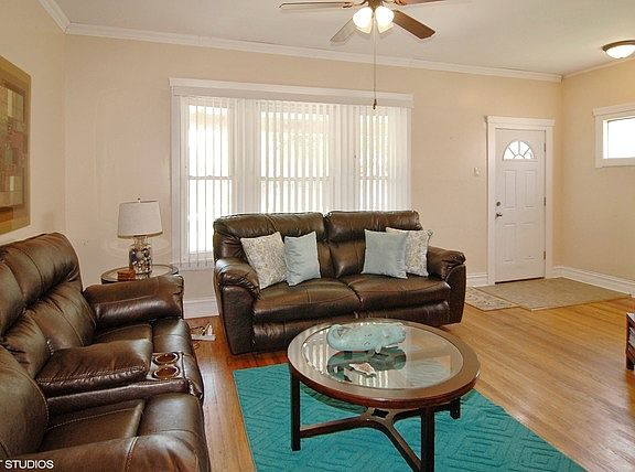 2nd image of 1413 N Lorel Ave