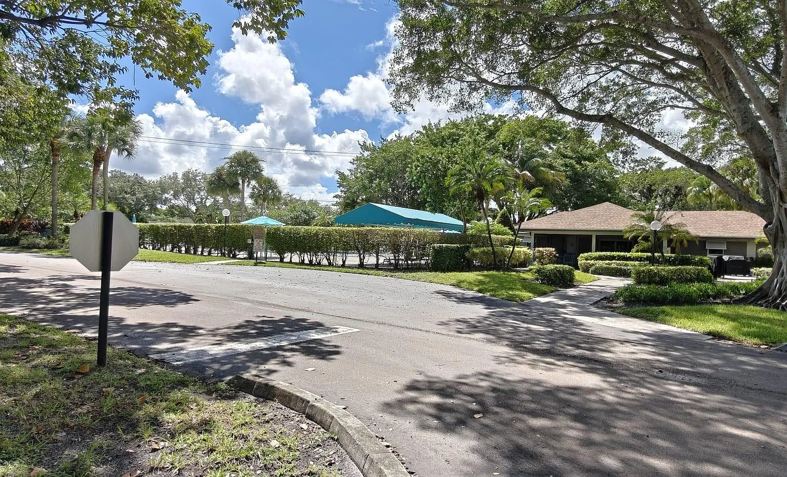 2 bed, 2.0 bath, 1357 sqft, $2,550 — Photo 3