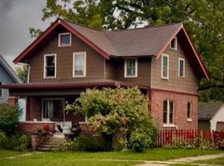 331 4th Ave, Baraboo, WI 53913