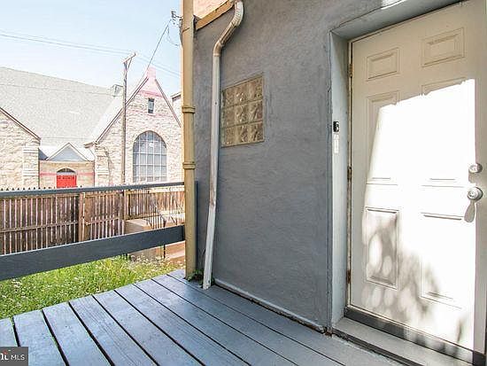 5th image of 3726 Hamilton St #1
