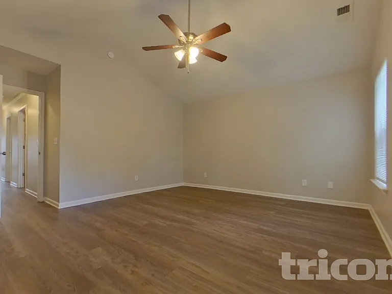 180 Riglaw Cir — Photo 11