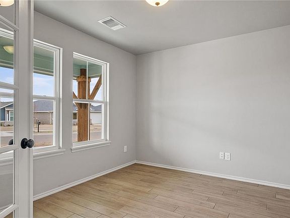 3rd image of 12817 NW 4th Ter