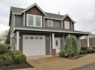 717 SE 94th Ave, Portland, OR 97216
