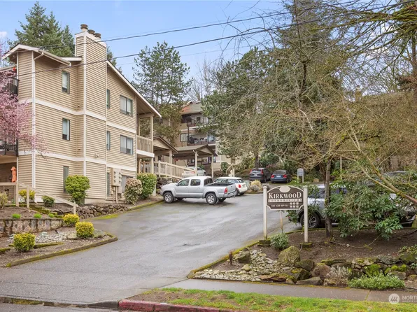 420 10th Street #A102, Kirkland, WA 98033