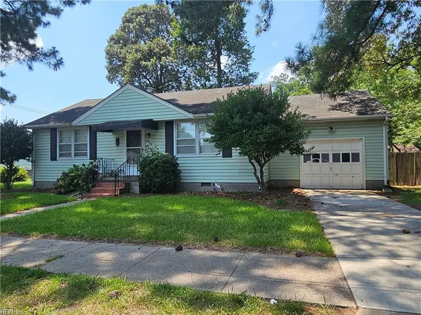2648 Westwood Ave, Chesapeake, VA 23324