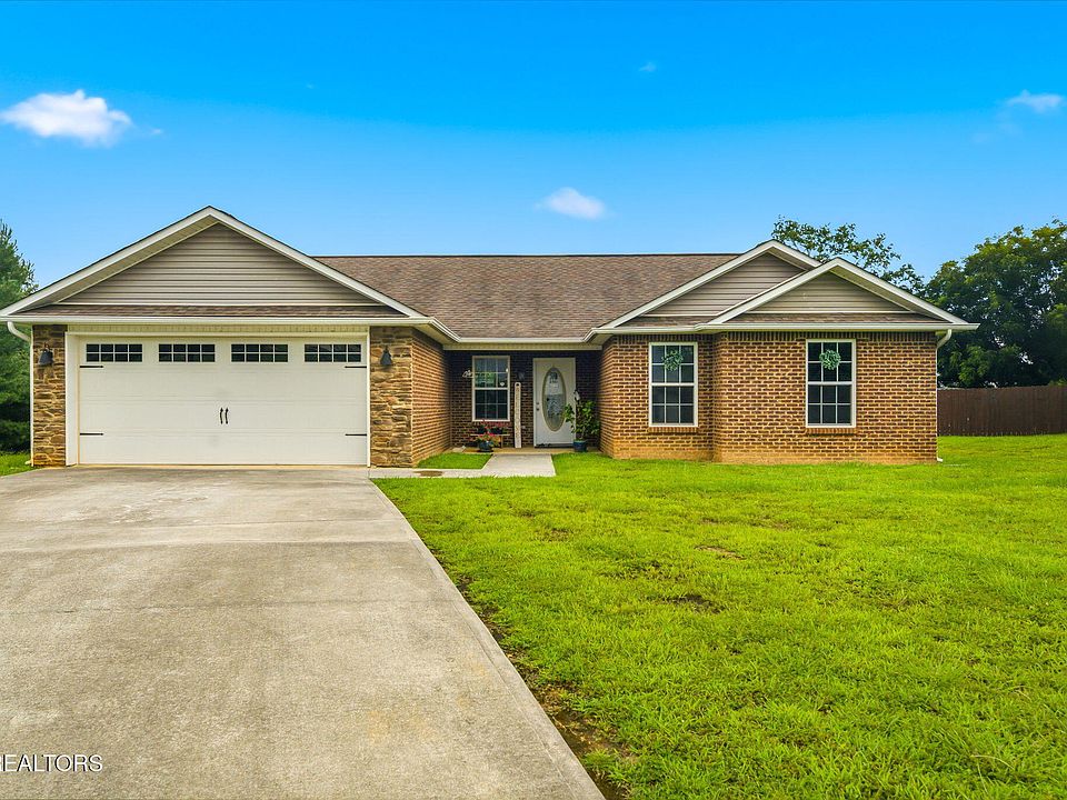 1st image of 2847 English Valley Ln