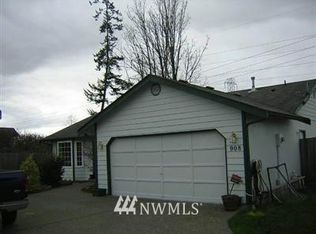 908 89th Dr NE, Lake Stevens, WA 98258