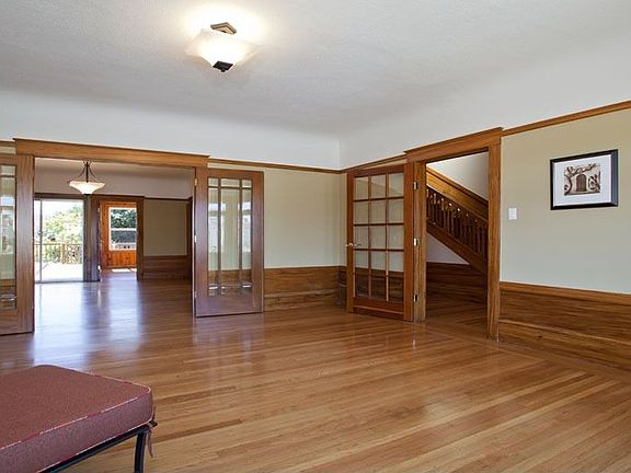 3rd image of 753 35th Ave