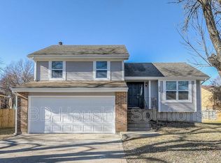 10726 Lewis Ct, Kansas City, MO 64134
