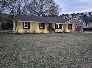 105 Crescent Dr, Franklin, VA 23851