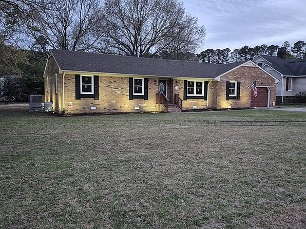 105 Crescent Dr