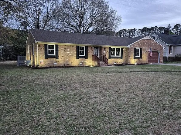 105 Crescent Dr, Franklin, VA 23851