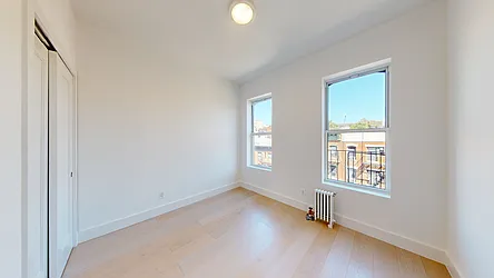 Rented by Bond New York