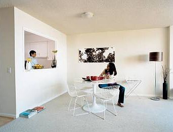 5th image of 440 Davis Ct APT 2208