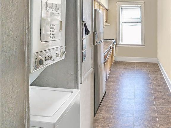 5th image of 1408 Avenue L