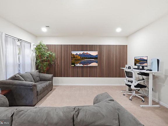 4th image of 9717 Kennoway Ct