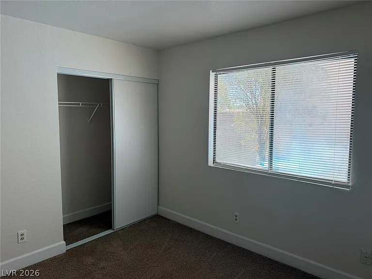 2324 Chapman Hill Dr — Photo 12